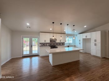 6413 Onyx Ave, Glendale, AZ 85302