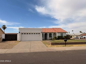 6413 Onyx Ave, Glendale, AZ 85302