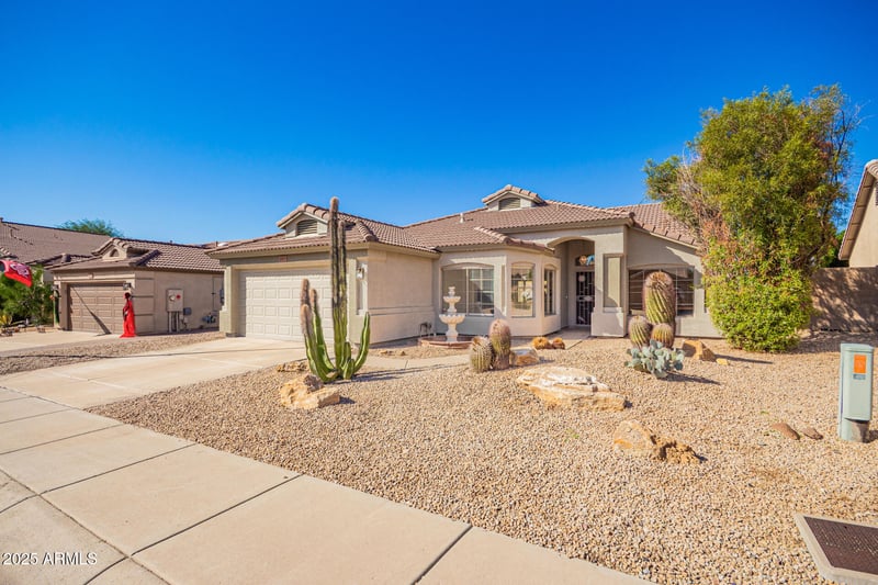 6414 Briles Rd, Phoenix, AZ 85083