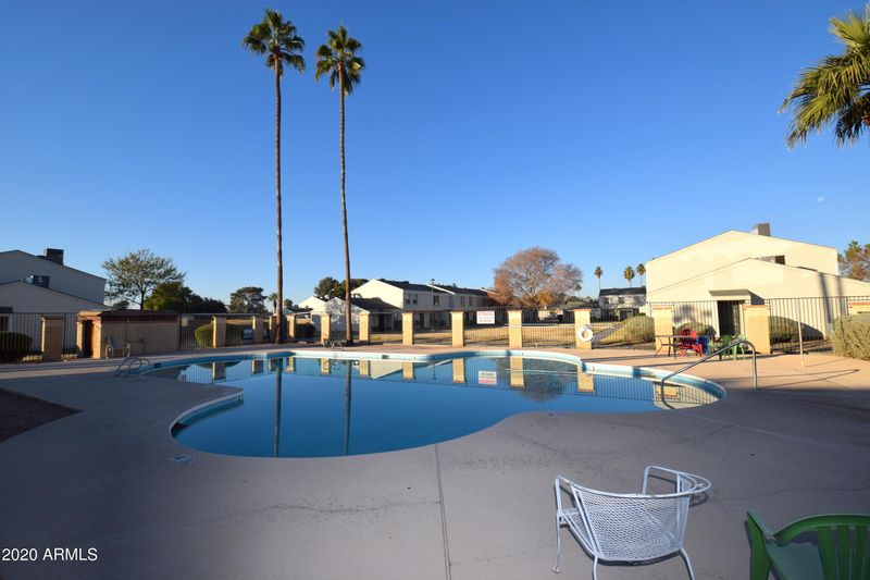 6414 S La Rosa Dr, Tempe, AZ 85283