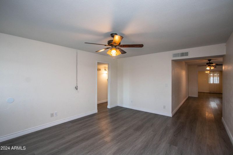 6414 W Lamar Rd W, Glendale, AZ 85301