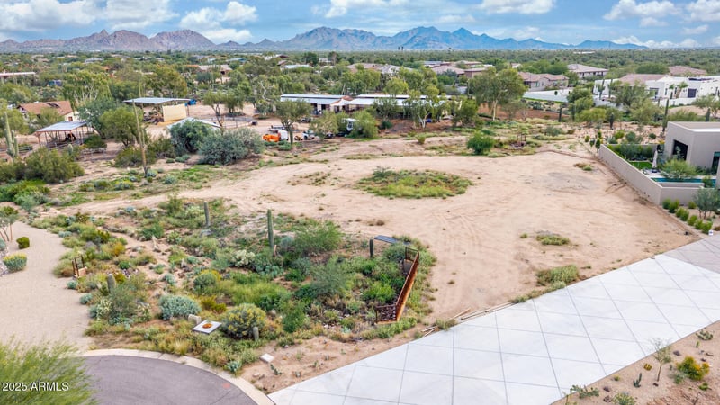 6415 Lomas Verdes Dr #4, Scottsdale, AZ 85266