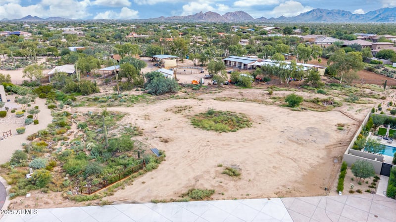 6415 Lomas Verdes Dr #4, Scottsdale, AZ 85266