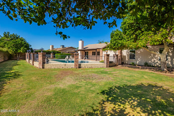 6415 Poinsettia Dr, Glendale, AZ 85304