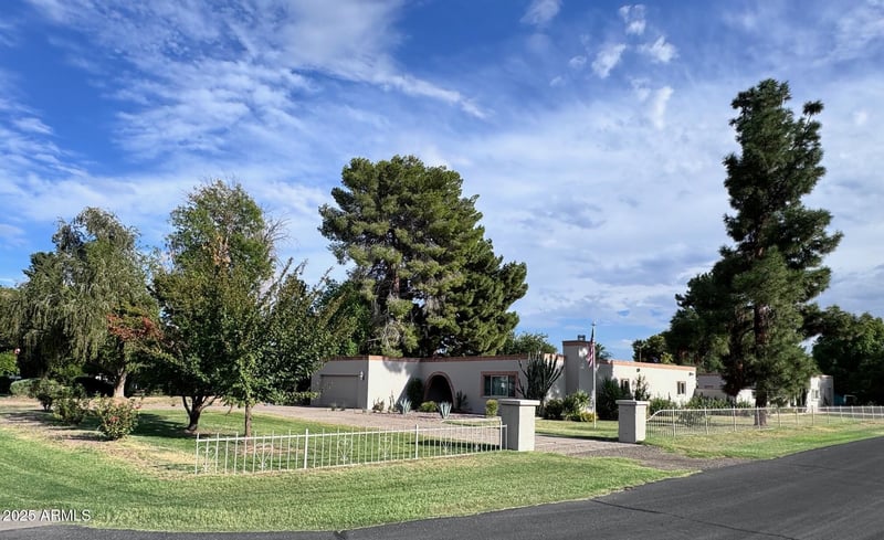 6415 Surrey Ave, Glendale, AZ 85304