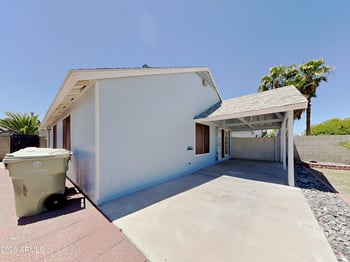 6418 W Saguaro Dr, Glendale, AZ 85304