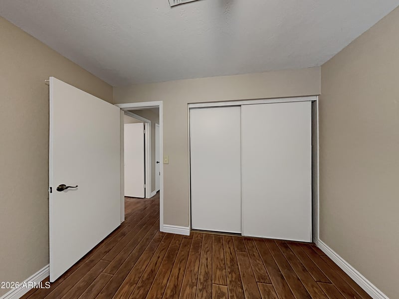 6418 W Saguaro Dr, Glendale, AZ 85304