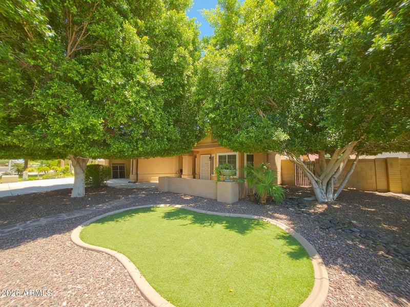 6419 W Madras Ln, Glendale, AZ 85306