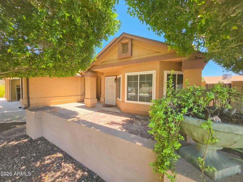 6419 W Madras Ln, Glendale, AZ 85306