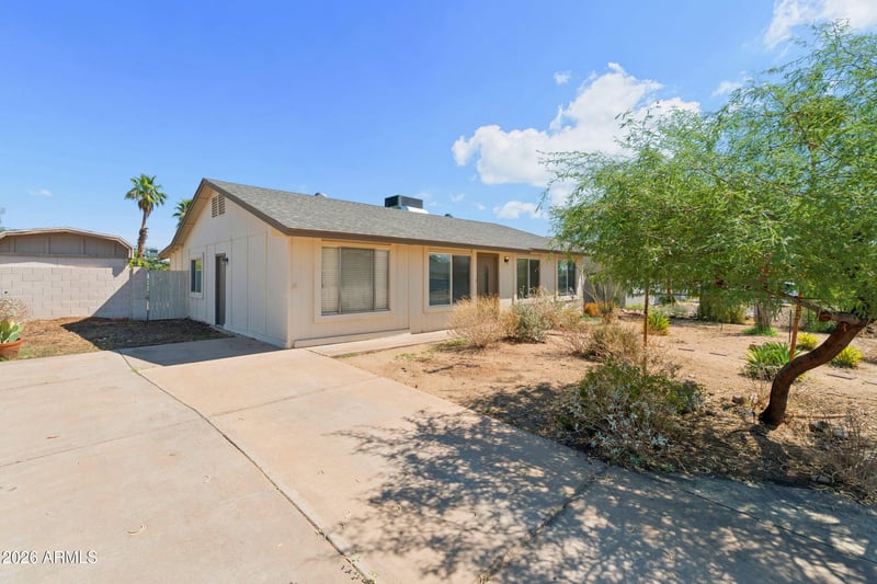 642 W Magdalena Dr, Tempe, AZ 85283