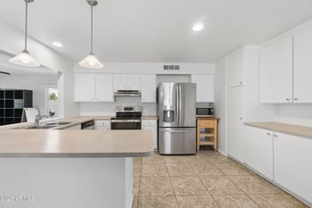 642 W Magdalena Dr, Tempe, AZ 85283