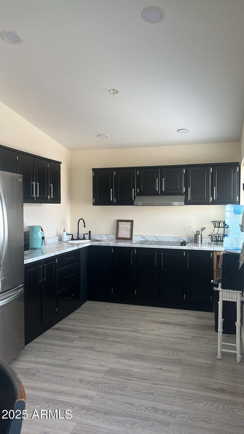 6420 Van Buren St #B4, Phoenix, AZ 85043