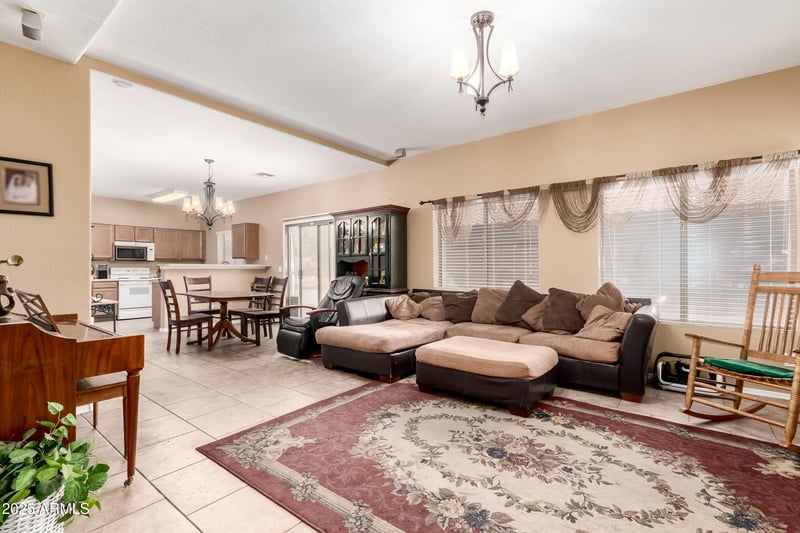 6421 Nash Way, Chandler, AZ 85249