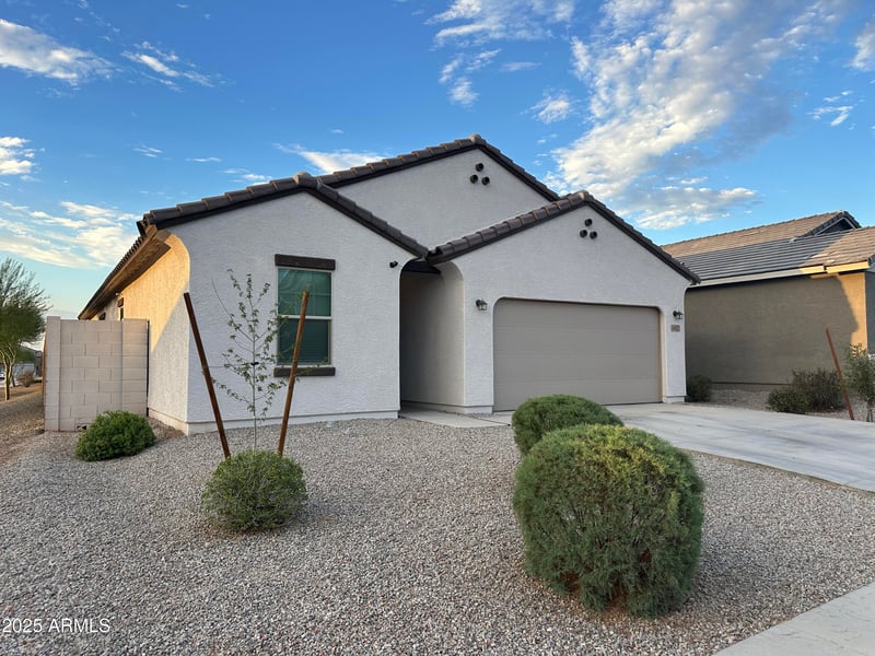 6422 Magdalena Ln, Laveen, AZ 85339