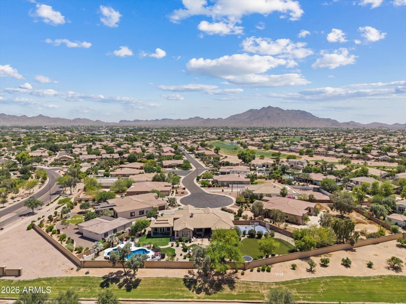 6422 S Crestview Ct, Gilbert, AZ 85298