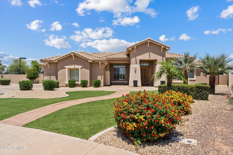 6422 S Crestview Ct, Gilbert, AZ 85298