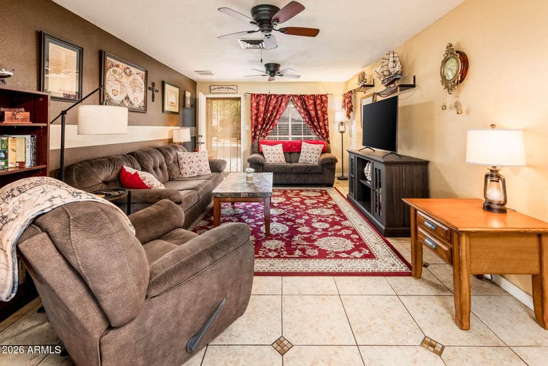 6422 Cortez St, Glendale, AZ 85304