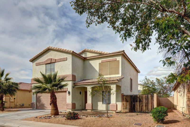 6422 W Pioneer St, Phoenix, AZ 85043