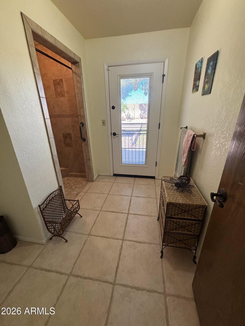 6422 W Villa Theresa Dr, Glendale, AZ 85308