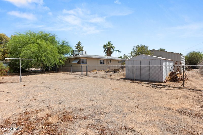6423 E Boston St, Mesa, AZ 85205