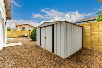 6425 Crocus Dr, Glendale, AZ 85306