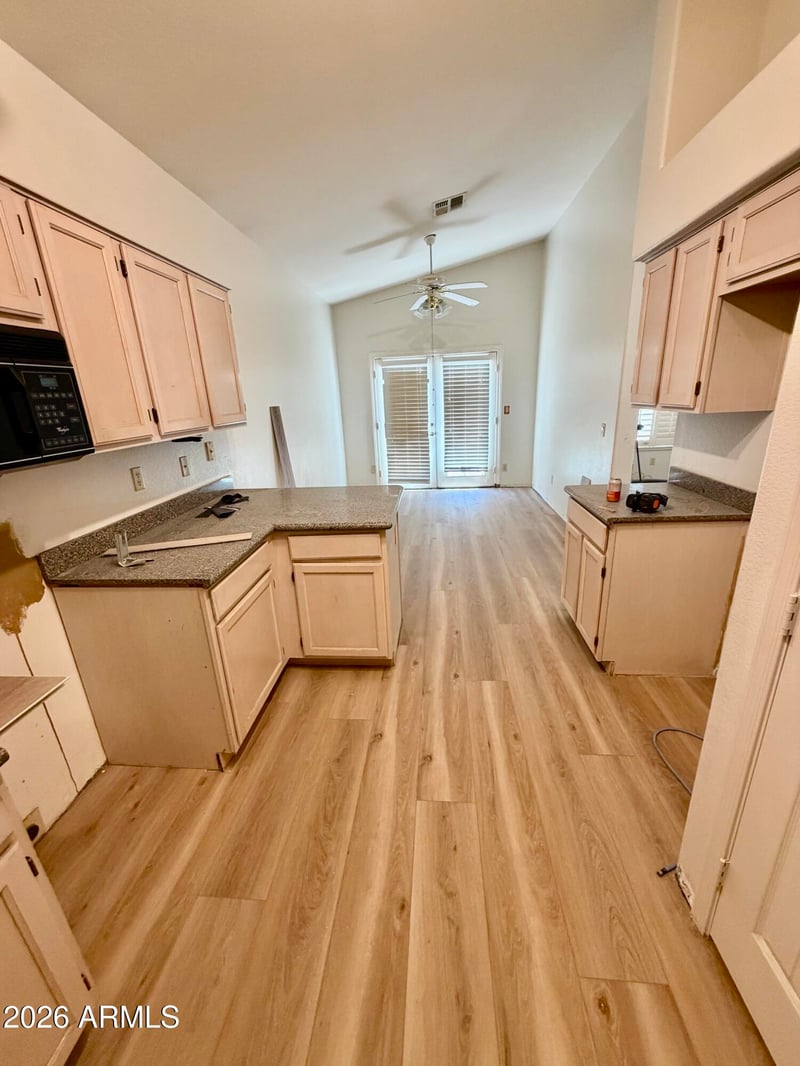 6425 E Redmont Dr, Mesa, AZ 85215