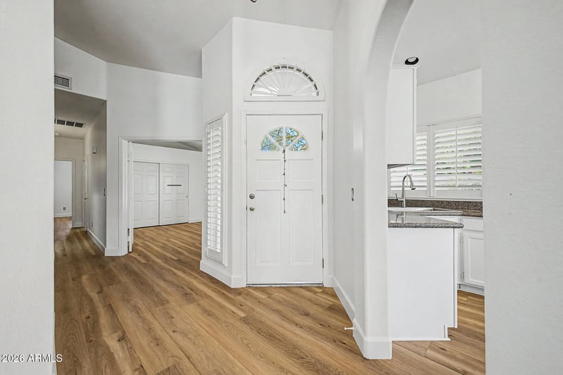 6425 E Redmont Dr, Mesa, AZ 85215