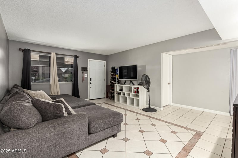6426 Lamar Rd, Glendale, AZ 85301