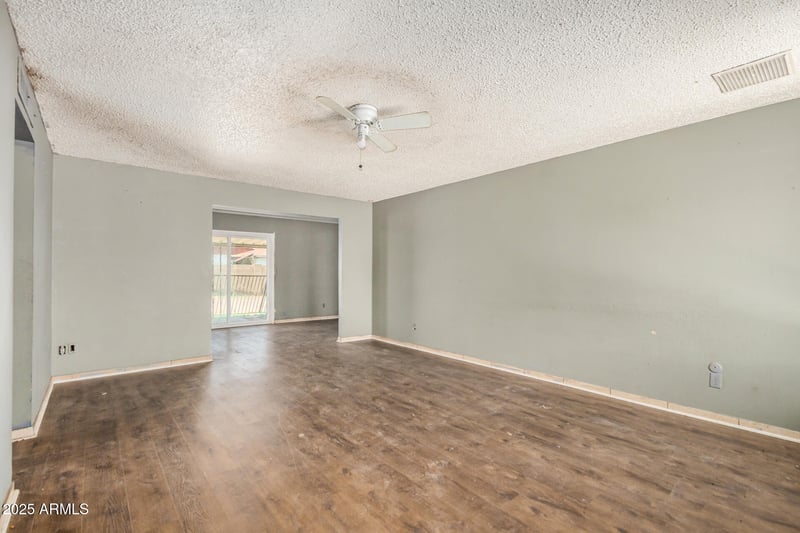 6426 Mulberry Dr, Phoenix, AZ 85033
