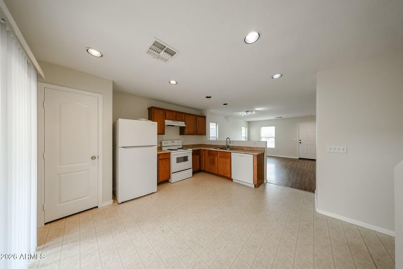 6426 W Harwell Rd, Laveen, AZ 85339
