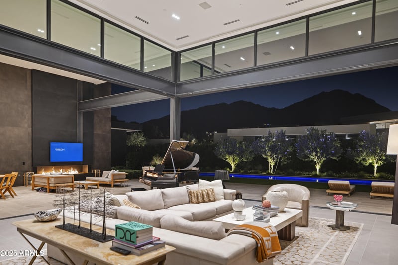 6427 Luke Ave, Paradise Valley, AZ 85253