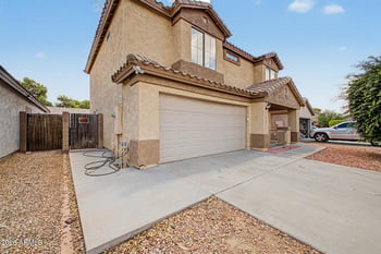 6427 Cordes Rd, Phoenix, AZ 85043