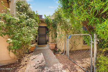 6428 Casper Rd, Mesa, AZ 85205