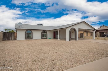 6428 Sunnyslope Ln, Glendale, AZ 85302