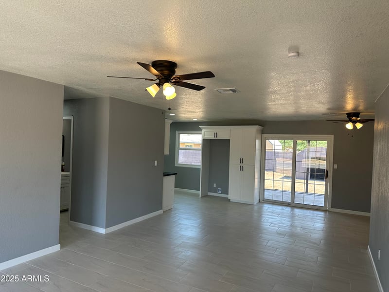 6429 Osborn Rd, Phoenix, AZ 85033