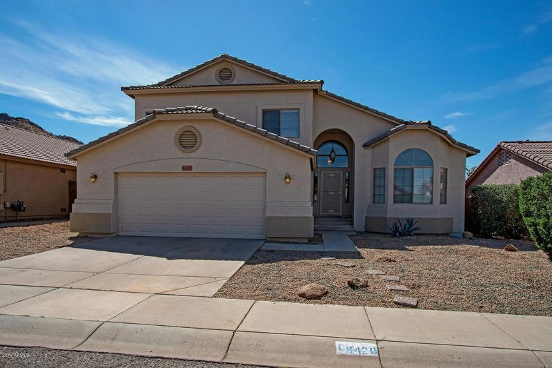 6429 W Briles Rd, Phoenix, AZ 85083