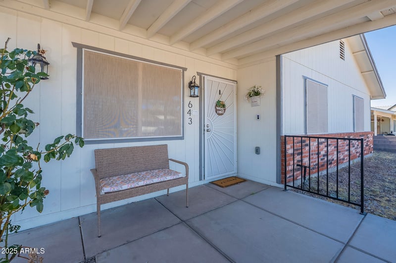 643 92nd Pl, Mesa, AZ 85207