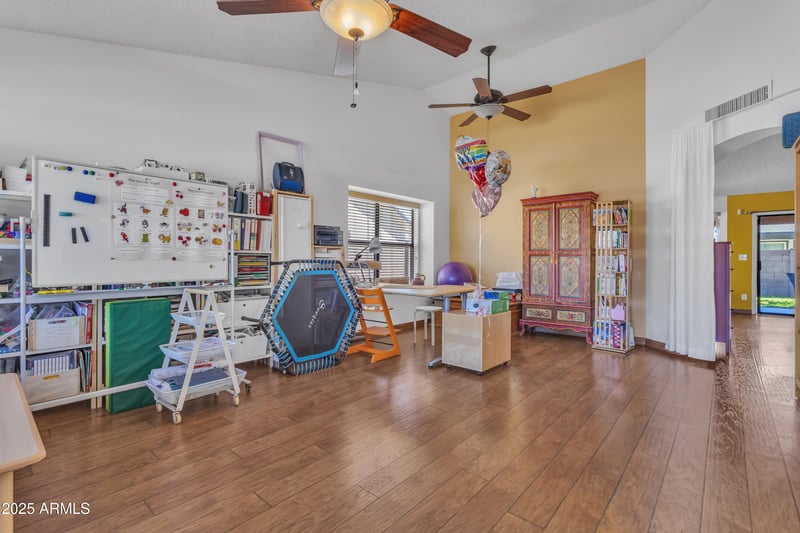 643 Devon Ct, Gilbert, AZ 85233