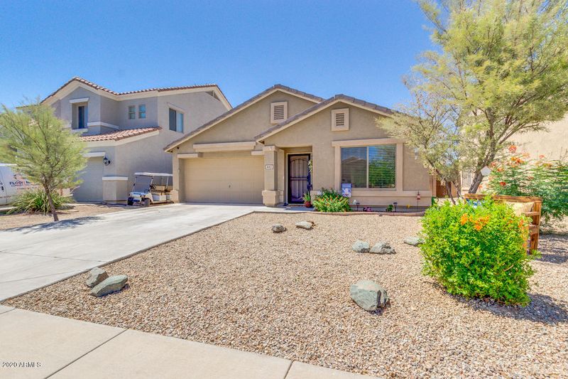 643 W Cedar Tree Dr, San Tan Valley, AZ 85143