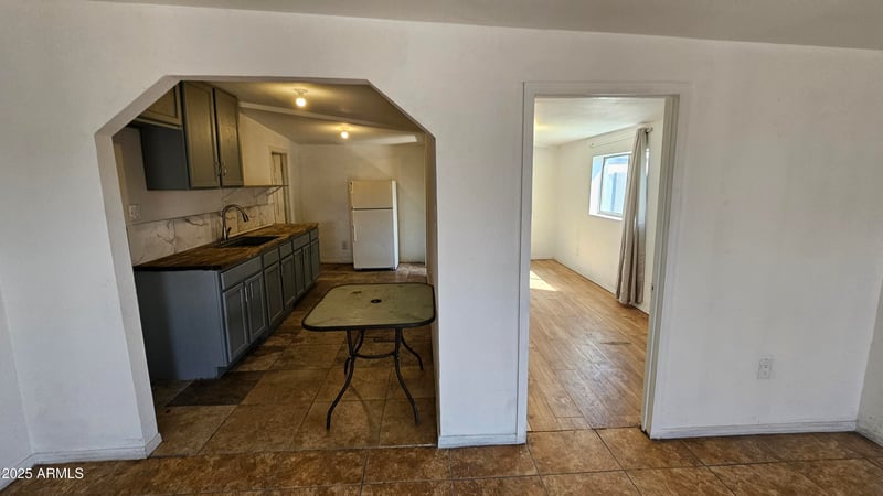 643 Wier Ave, Phoenix, AZ 85041