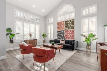 6430 Hackamore Dr, Phoenix, AZ 85083