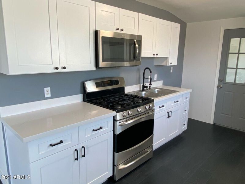6430 W Piccadilly Rd, Phoenix, AZ 85033