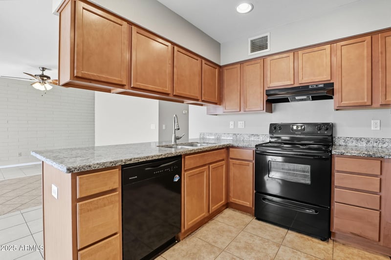 6431 Reade Ave, Glendale, AZ 85301