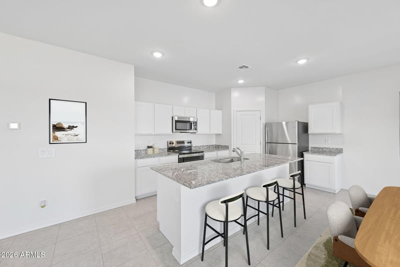 6431 78th Ln, Phoenix, AZ 85043
