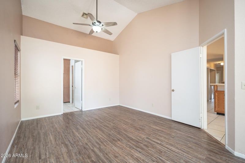 6432 W Grandview Rd, Glendale, AZ 85306
