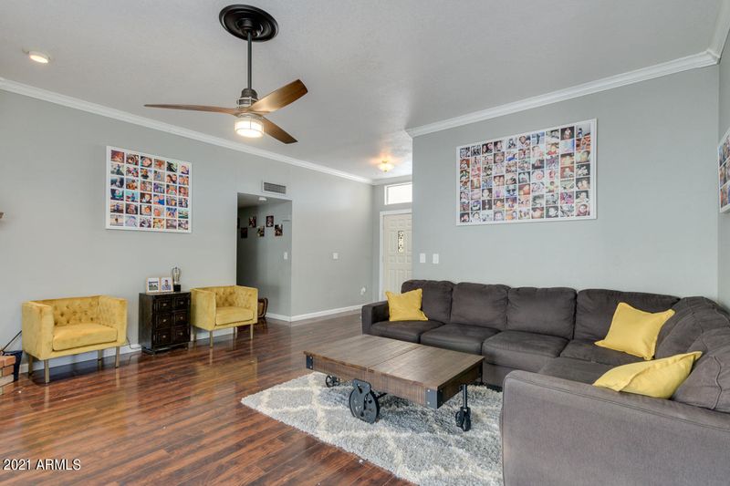 6432 W Mountain View Rd, Glendale, AZ 85302