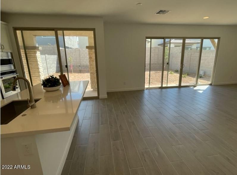 6433 N 17th St, Phoenix, AZ 85016