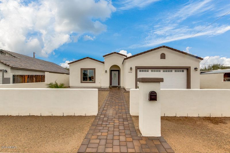 6433 S 23rd St, Phoenix, AZ 85042