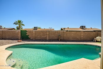 6433 Catalina Dr, Phoenix, AZ 85033
