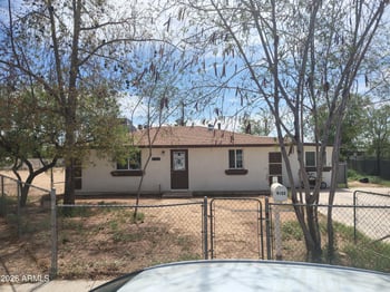 6433 W Fairmount Ave, Phoenix, AZ 85033
